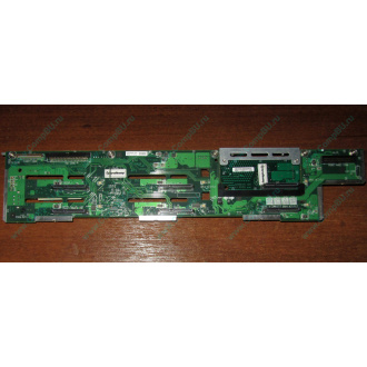 D15347-101 + C53577-202 Intel SR2400 backplane: плата корзины SATA / SAS HDD в сборе (T0039302 + T0039401) - Восточный